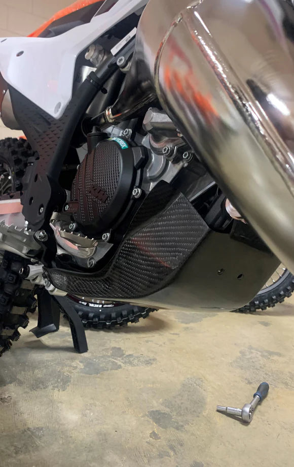 P3 CARBON - SKID PLATE - KTM / HUSQVARNA / GASGAS 125/150 MODELS 23-24