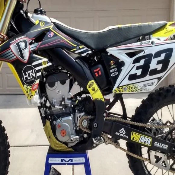 P3 CARBON - SKID PLATE - SUZUKI RMZ450 09-17