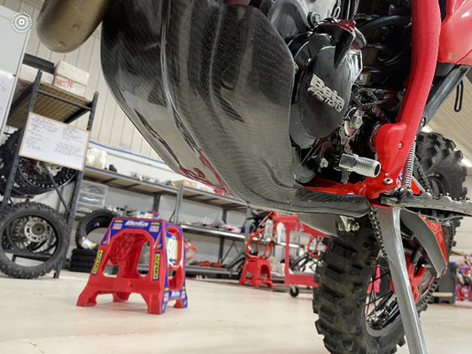 P3 CARBON - SKID PLATE - - NO LINKAGE GUARD - BETA 4-STROKE - 350/390/430/480/500 RR & RR-S MODELS20-26