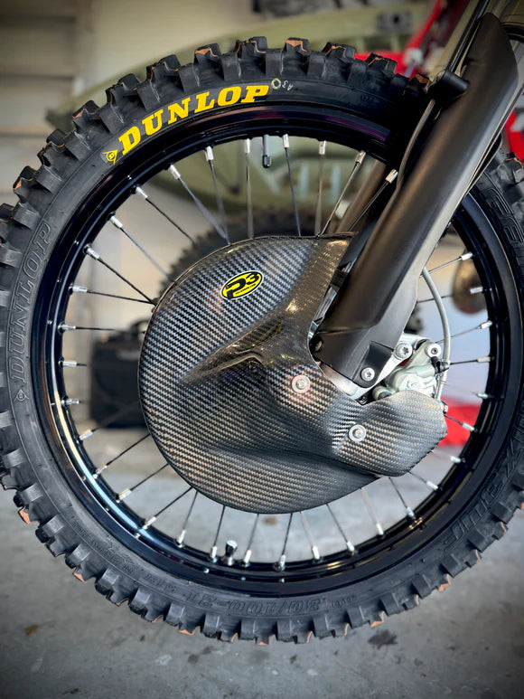 P3 CARBON - FRONT BRAKE DISC GUARD KIT - STARK - VARG/VARGEX/SUPERMOTO 22-26