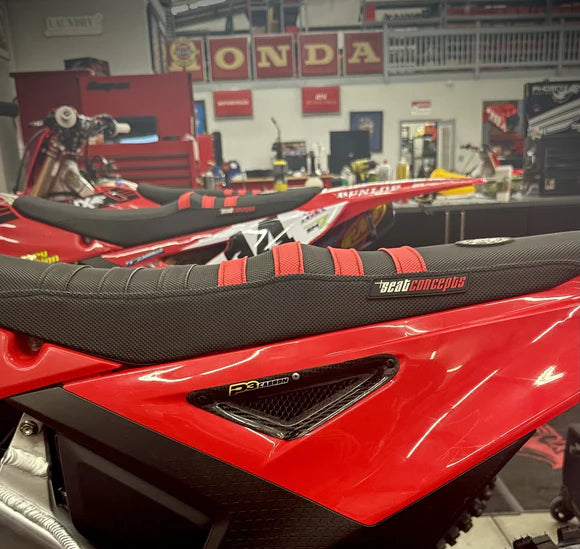 P3 CARBON - AIR BOX COVER - HONDA CRF250/450 R/RX/RWE 25-26