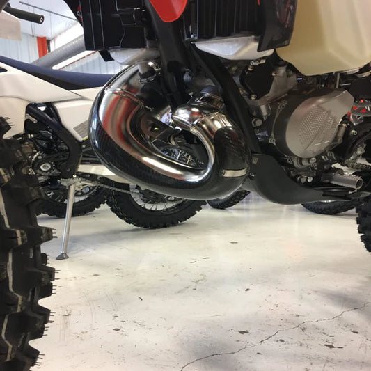 P3 CARBON - PIPE GUARD - MAXCOVERAGE - STOCK PIPE - KTM 150 XC-W TPI/150 EXC TPI 20-26 | HUSQ TE150(i) 20-26