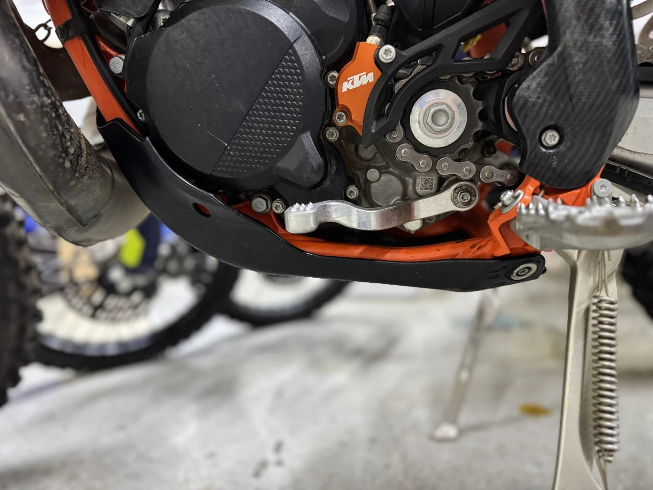 BULLETPROOF DESIGNS - HARD ENDURO SHIFTER - KTM 17-26 | HUSQVARNA 17-26 | GASGAS 23-26 125-300