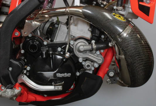 P3 CARBON - PIPE GUARD - FMF GNARLY PIPE - BETA 200 RR/RACE/X-PRO 20-26