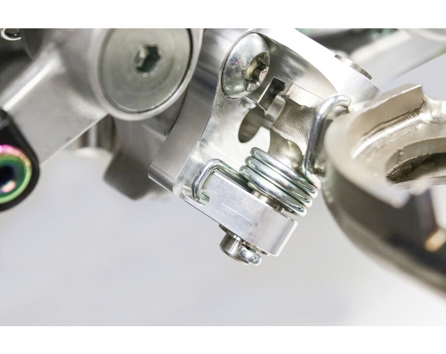 WORKS CONNECTION - OFFSET FOOTPEG MOUNTS - YAMAHA 10-22 YZ450F / 10-23 YZ250F