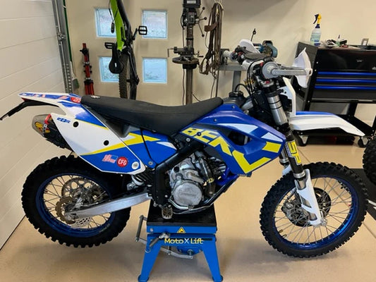 P3 CARBON - HEAT SHIELD - STOCK HEADER - HUSABERG 09-12 FE 390/450/570