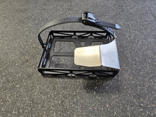 ASSAULT - MOUNTAIN ADDICTION UTILITY CAN MOUNTING RACK