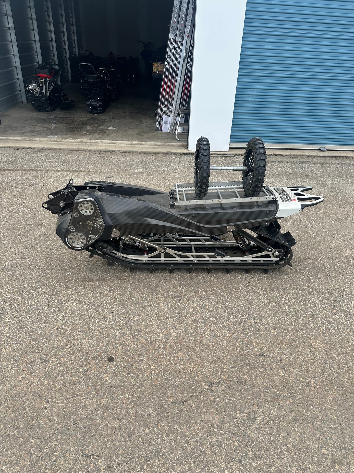 YETI SNOW MX - 2016 137MT - SNOWBIKE KIT - USED