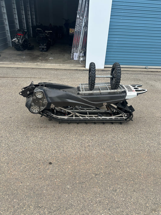YETI SNOW MX - 2016 137MT - SNOWBIKE KIT - USED