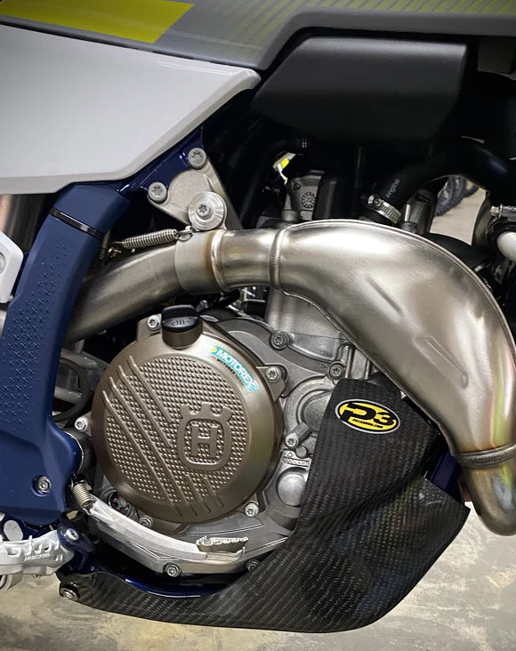 P3 CARBON - SKID PLATE - WITH LINKAGE GUARD - KTM SX-F/XC-F/EXC/SMR 450/500 / HUSQ FC/FE/FX/FS 450/500 / GASGAS 450/500 23-26