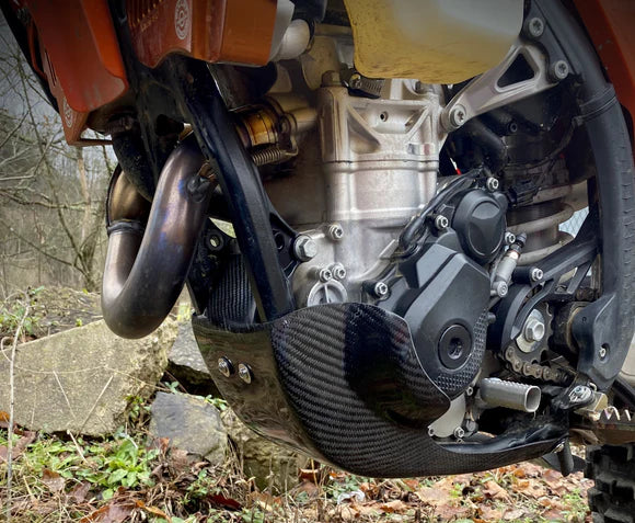 P3 CARBON - SKID PLATE - WITH LINKAGE GUARD - KTM | HUSQVARNA | GASGAS 250/350 4-STROKES 25-26