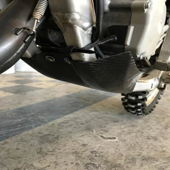 P3 CARBON - SKID PLATE - YAMAHA YZ125 06-18
