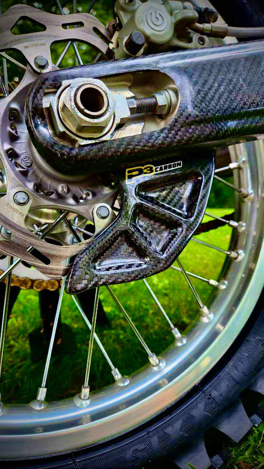 P3 CARBON - REAR BRAKE ROTOR GUARD REPLACEMENT FIN (SOLID) KTM/HUSQVARNA/GASGAS 14-26 (NO CUT OUTS)