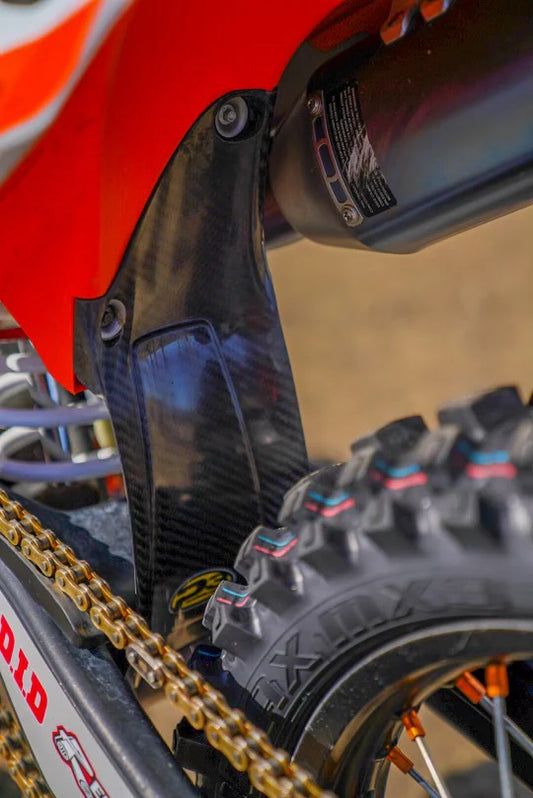 P3 CARBON - MUD FLAP/SHOCK GUARD - KTM/HUSQ/GASGAS 125-500 16-23