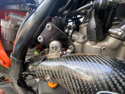 P3 CARBON - ENGINE MOUNTS - KTM / HUSQ FE501(S) 500 EXC-F 500 XCFW 20-23