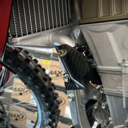 P3 CARBON - RADIATOR HOSE COVER - DUCATI DESMO 450MX 25-26 / 450 EDX 25-26