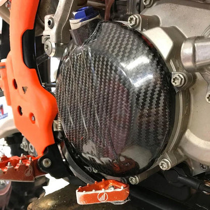 P3 CARBON - CLUTCH COVER GUARD - HUSQVARNA TC 250 17-22 / TE 250/300 17-18 / TE 250i/300i 18-22 / TX 300 17-19 / TX 300i 20-22