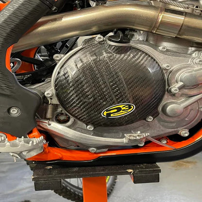 P3 CARBON - CLUTCH COVER GUARD - KTM 450 SX-F/XC-F 16-22 450 SX-F FACTORY EDITION 15-22 450/500 EXC-F 16-19