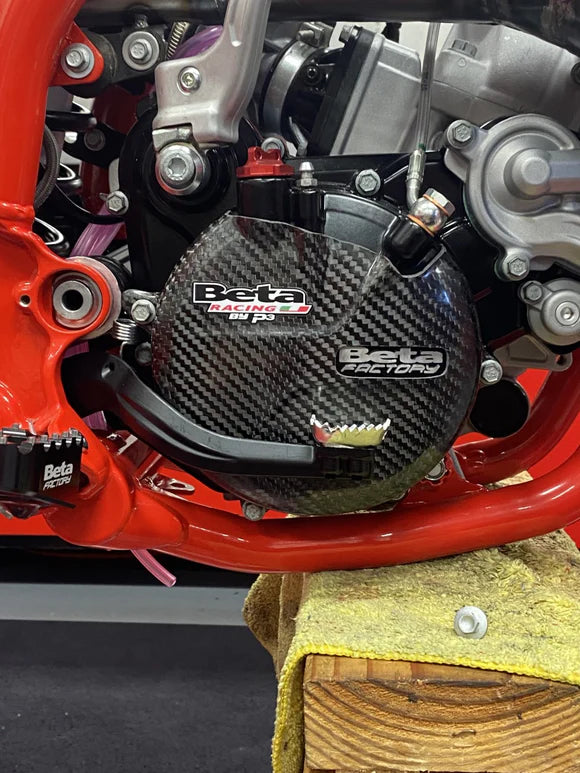 P3 CARBON - CLUTCH COVER GUARD - BETA 125/200 19-26