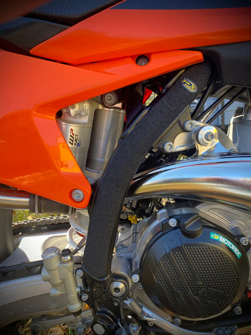 P3 CARBON - FRAME PROTECTORS - GRIP GUARD - KTM 23-26 125-450 SX/XC/SX-F/XC-F/SMR