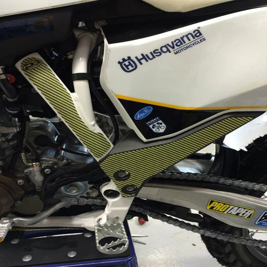 P3 CARBON - FRAME PROTECTOR - GRIP GUARD - HUSQVARNA 125-501 FC/TC 14-15 / FE/TE 14-16
