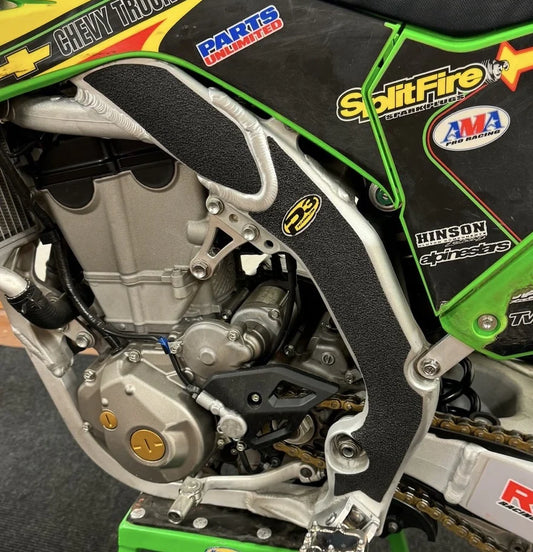 P3 CARBON - FRAME PROTECTORS - GRIP GUARD - KAWASAKI KX450(X) 24-26 KX250(X) 26