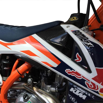P3 CARBON - UPPER FUEL TANK COVER - KTM 125/150SX 16-18 250SX/SX-F 17-18 350/450SX-F 16-18