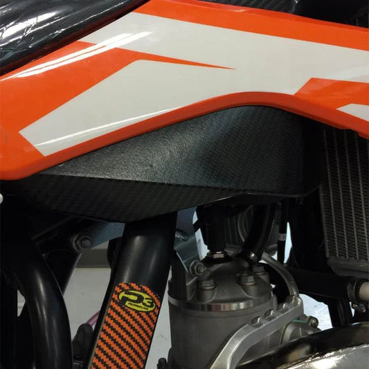 P3 CARBON - LOWER FUEL TANK COVER - KTM SX-F 11-15