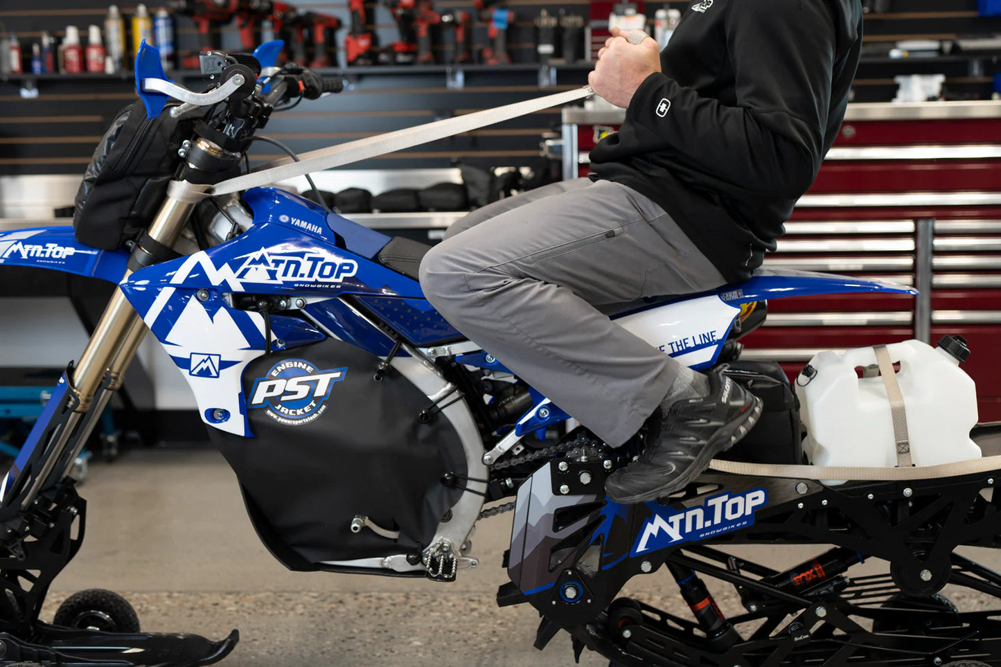 MTN TOP - TOW & FOOTPEG KIT