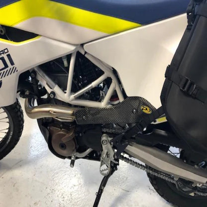 P3 CARBON - BOOT GUARD - HUSQVARNA - 701 ENDURO/SUPERMOTO 16-25