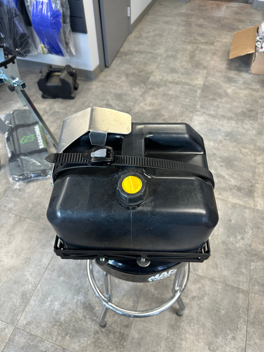 ASSAULT - MOUNTAIN ADDICTION UTILITY CAN MOUNTING RACK - SNOWBIKE