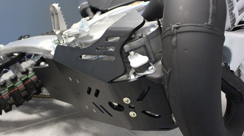 AXP - SKID PLATE W/LINKAGE GUARD - YAMAHA 06-26 YZ250 / 16-26 YZ250X / 16-25 WR250 | FANTIC 21-27 XE300 / 21-26 XX250