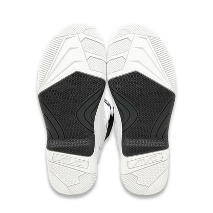 ATLAS TRACTION RIDING BOOTS - WHITE